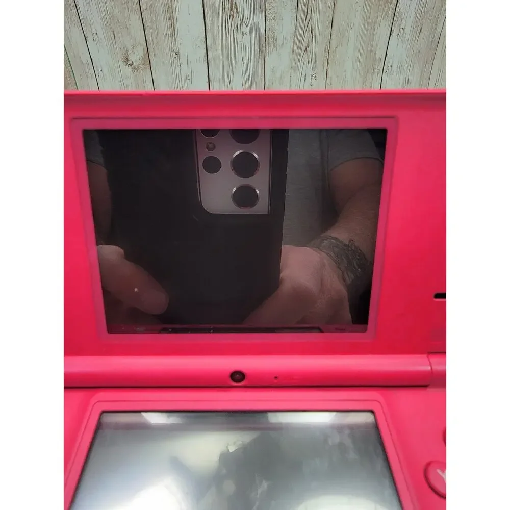 Nintendo DSi Handheld Game Console & Charger/Case TWL-001 Pink Working